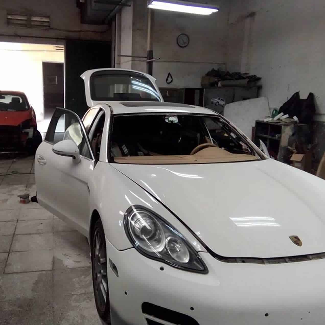 Chuyên thay kính ô tô