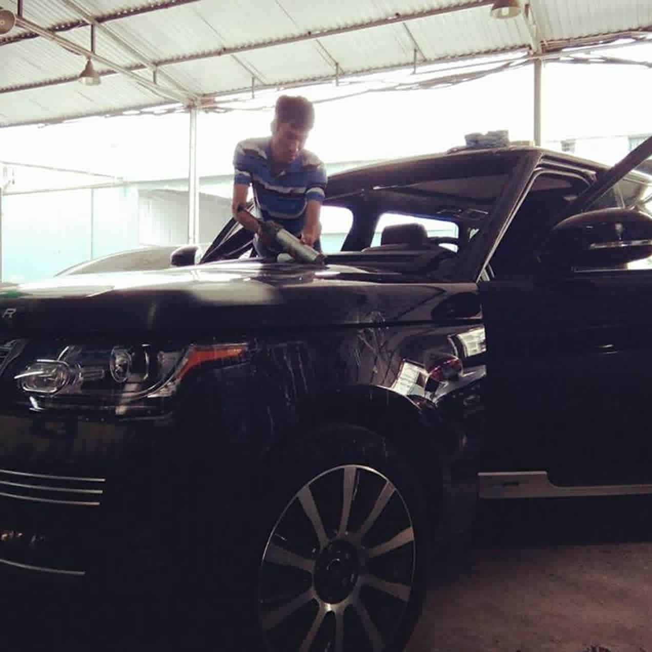 Chuyên thay kính ô tô