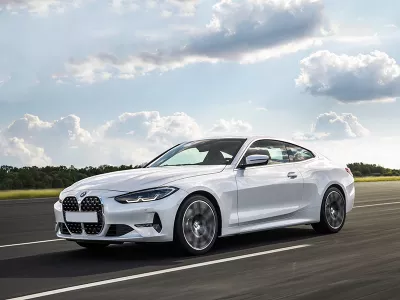 Dịch vụ thay Kính chắn gió xe BMW M4 tận nơi