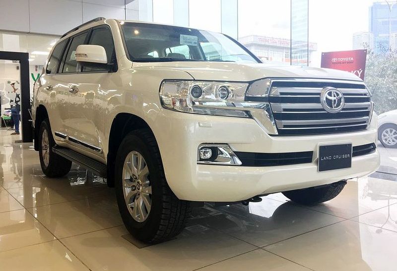 Chuyên THAY KÍNH ÔTÔ XE TẢI tận nơi Giá rẻ