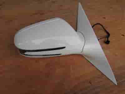 trong-mat-guong-kch-kinh-oto