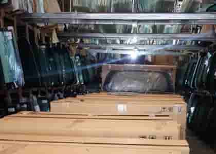 THAY KÍNH ÔTÔ TẬN NƠI: KÍNH ÔTÔ HCM, KÍNH ÔTÔ BÌNH DƯƠNG, KÍNH ÔTÔ ĐỒNG NAI, KÍNH ÔTÔ BRVT, KÍNH ÔTÔ LONG AN, KÍNH ÔTÔ TÂY NINH