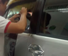 Thay kính ôtô | Dán kính xe hơi