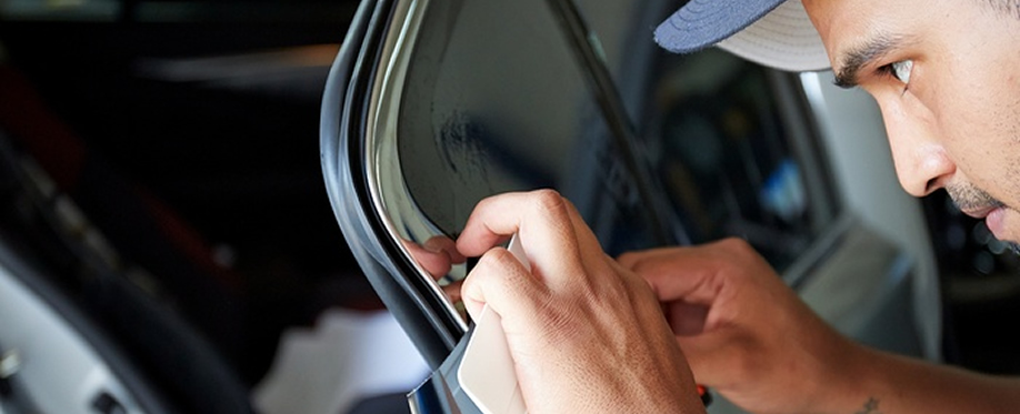 dán kính giá rẻ