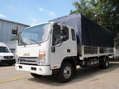 Thay Kính xe ô tô tải JAC 1.9 tấn tận nơi