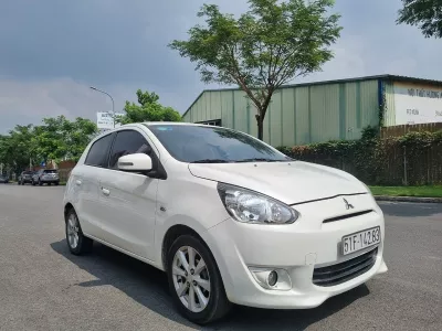 Thay KÍNH Ô tô Mitsubishi Mirage ngay tại nhà