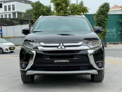 Thay KÍNH Ô tô Mitsubishi Outlander Sport tận nơi