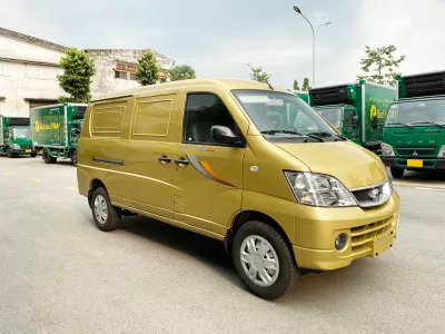 Thay KÍNH xe ô tô tải Thaco Towner tận nơi