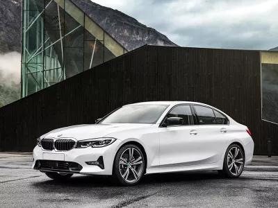 Thay KÍNH Ô tô BMW 350i tận nơi