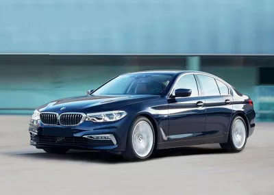 Thay KÍNH Ô tô BMW 520i tận nơi
