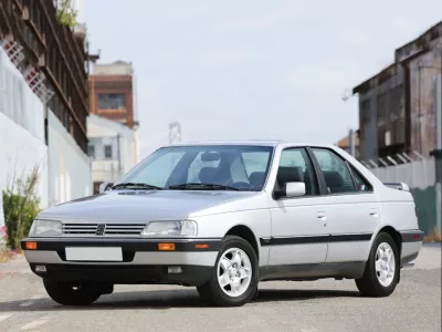 Thay KÍNH Ô tô Peugeot 405 tận nơi