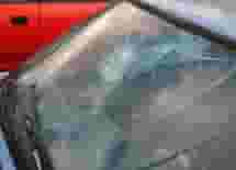 Kính xe Mit Triton bán tải 