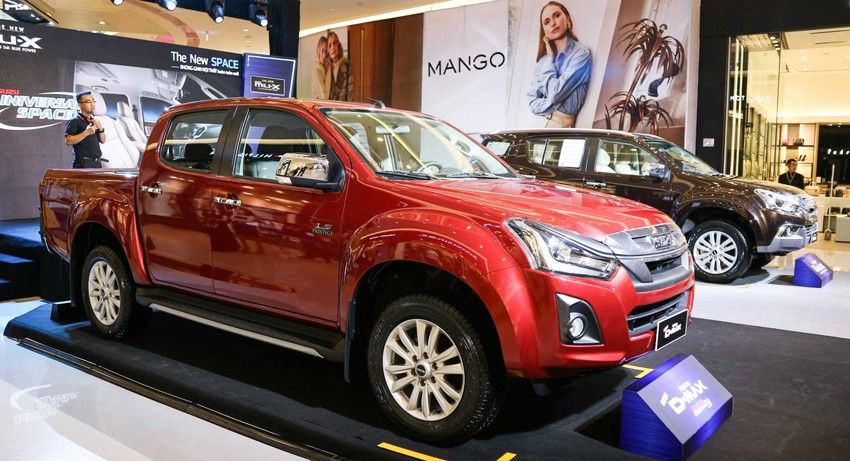 Thay KÍNH chắn gió ô tô, Thay KÍNH lái trước Ô tô Giá Rẻ Chuyên Thay KÍNH Ô tô tận nơi