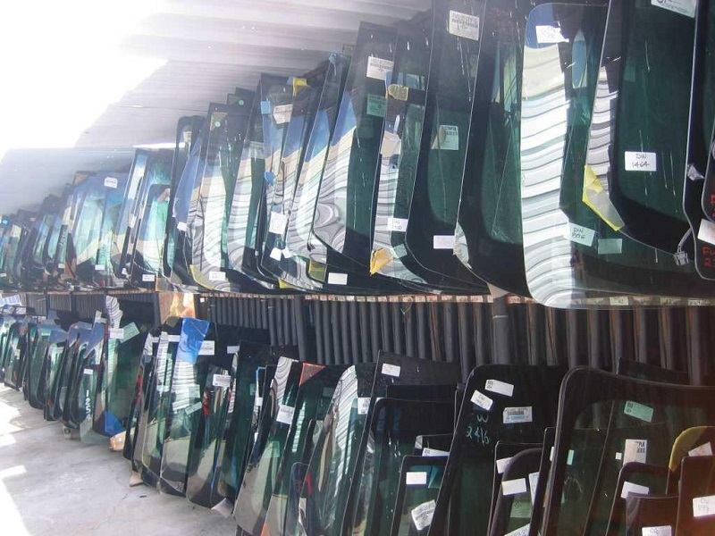 Thay KÍNH chắn gió ô tô, Thay KÍNH lái trước Ô tô Giá Rẻ Thay KÍNH Lái Chắn Gió Trước Xe ô tô Isuzu Hi lander