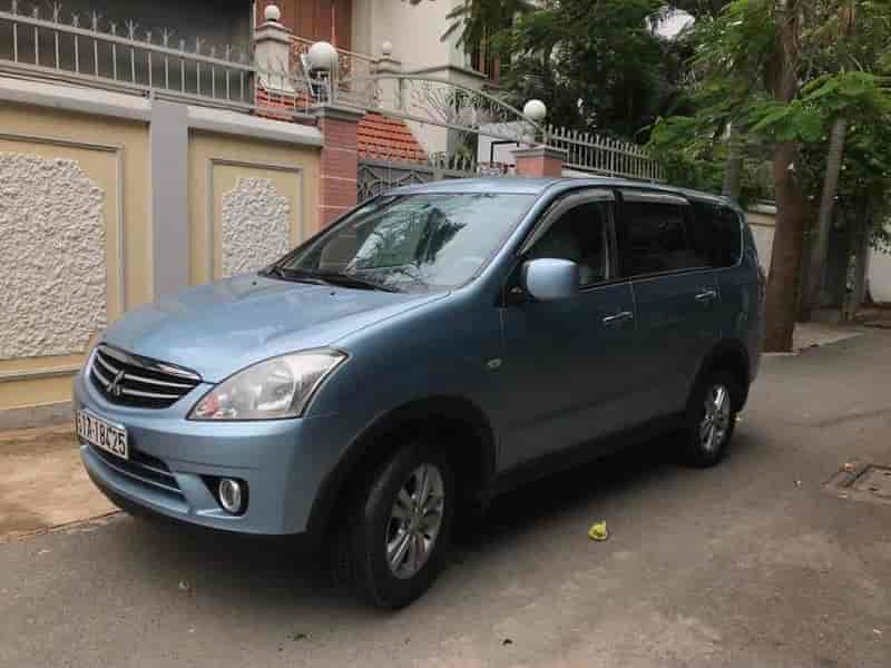 THAY KÍNH XE Ô TÔ Mitsubishi Zinger tận nơi