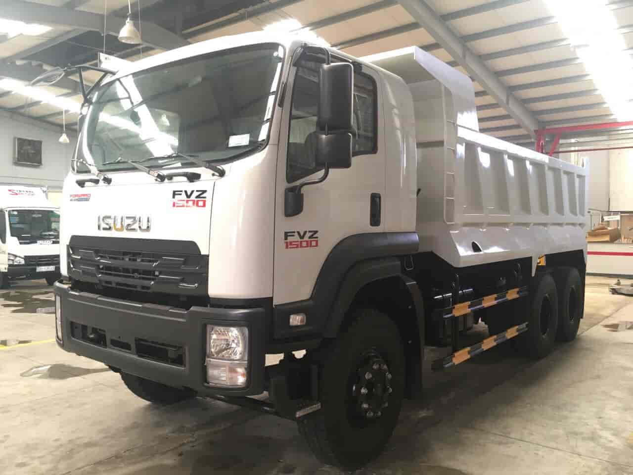 Thay KÍNH chắn gió ô tô, Thay KÍNH lái trước Ô tô Giá Rẻ Thay KÍNH xe ô tô tải Isuzu 15 tấn tận nơi