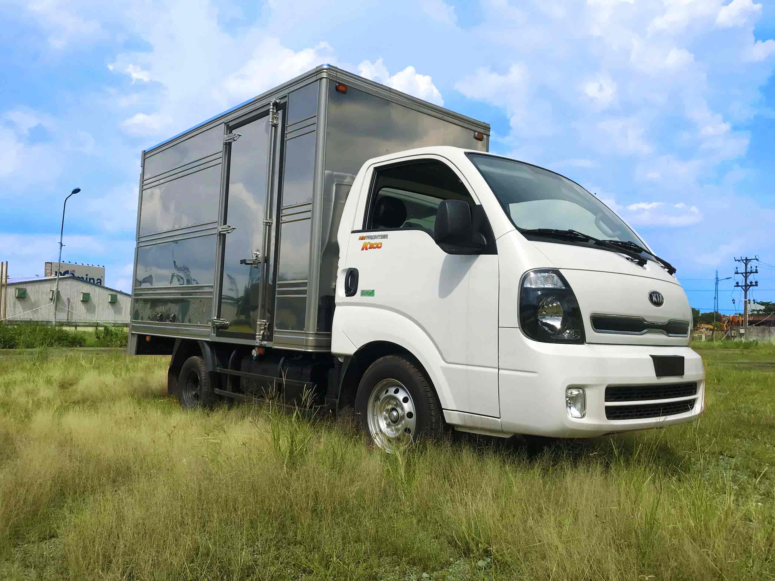 Thay KÍNH chắn gió ô tô, Thay KÍNH lái trước Ô tô Giá Rẻ Thay KÍNH xe ô tô tải KIA 1 tấn tận nơi