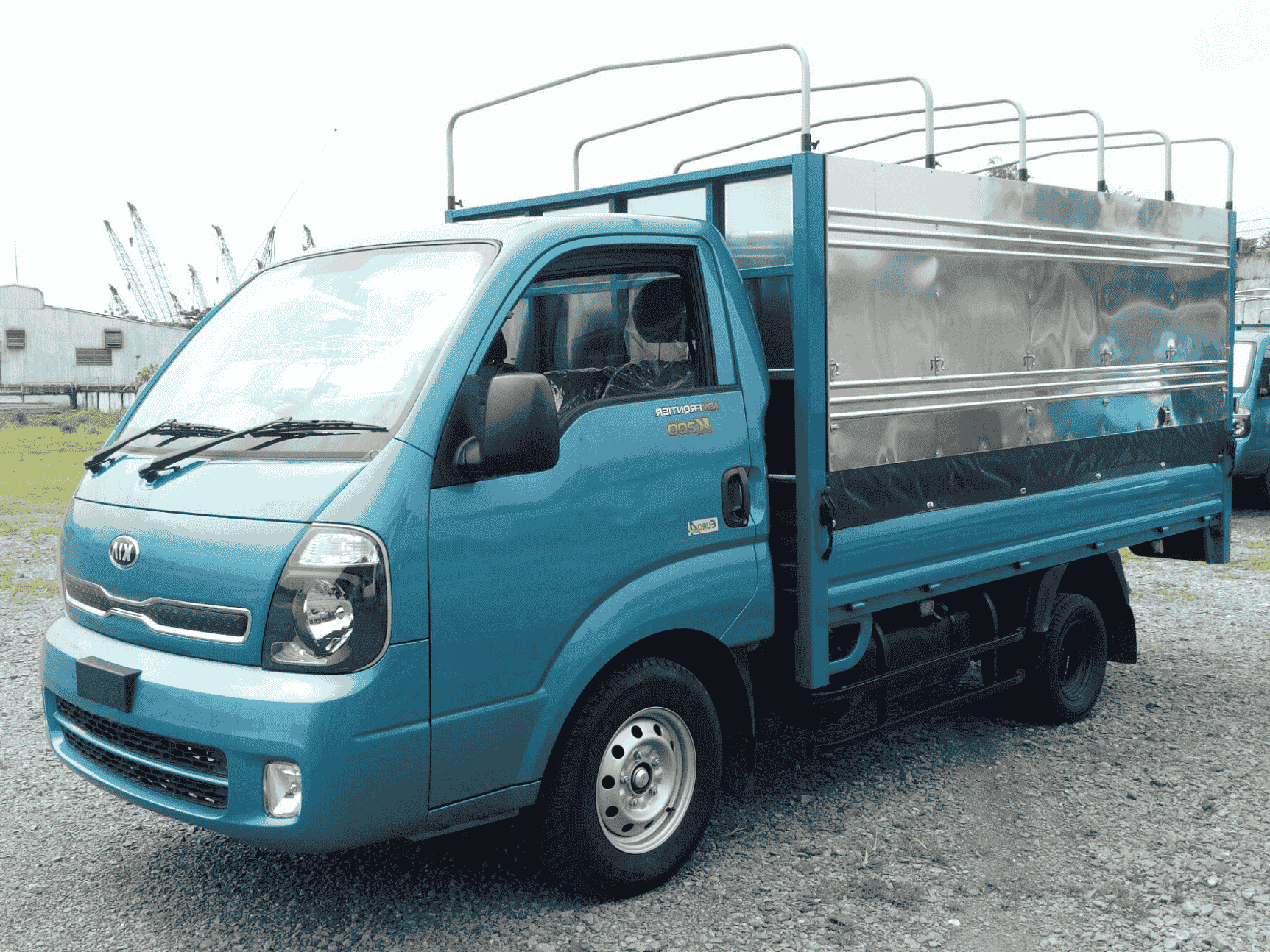 Thay KÍNH chắn gió ô tô, Thay KÍNH lái trước Ô tô Giá Rẻ Thay KÍNH xe ô tô tải KIA 1.4 tấn tận nơi