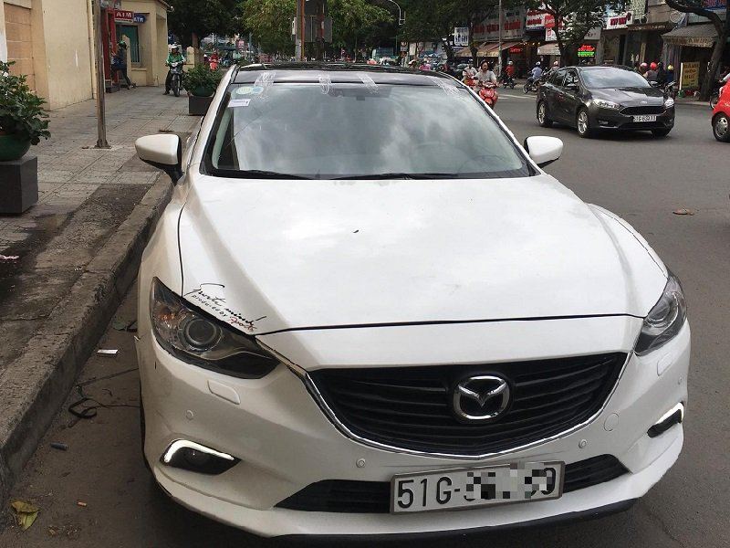 Thay KÍNH chắn gió ô tô, Thay KÍNH lái trước Ô tô Giá Rẻ Thay KÍNH Ô tô tận nơi